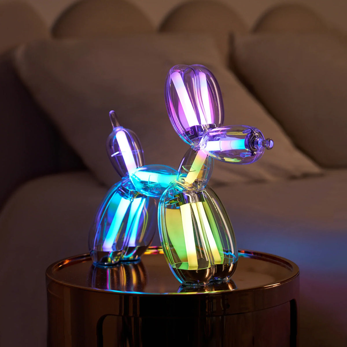 Lexon and Jeff Koons Collaborate to Revolutionize Art with Technology - Balloon Dog Lamp