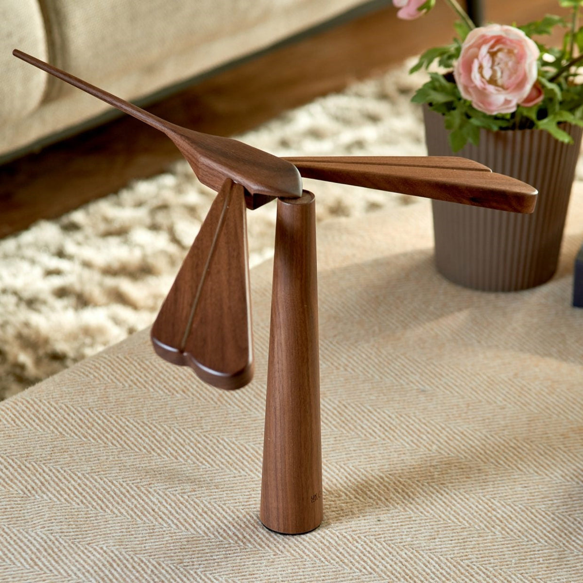 Dragonflight Balance Desk Light