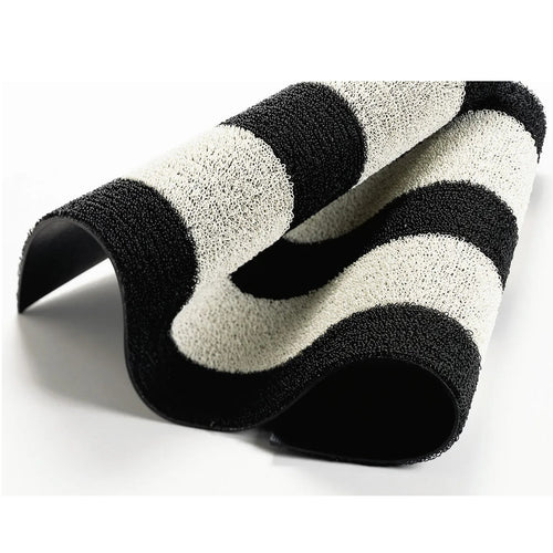 Chilewich Shag Bold Stripe Floormat Black/White